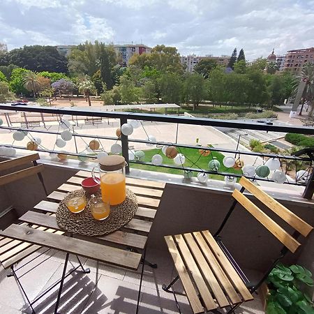 Appartement Luxotica Gardens Valence Extérieur photo