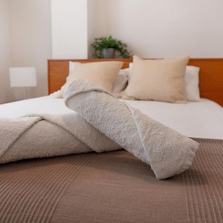 Appartement Luxotica Gardens Valence Extérieur photo